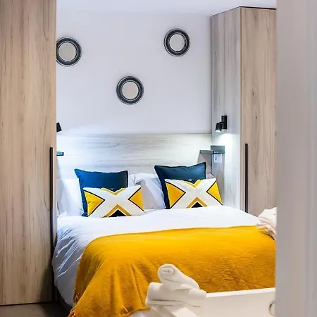 Lägenhet Apartamentos Hervas Suites *