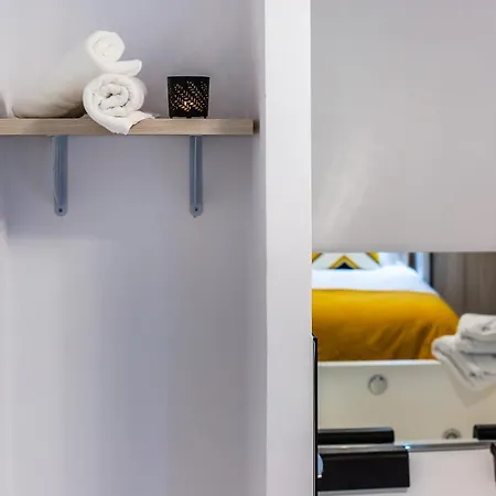 Apartamentos Hervás Suites