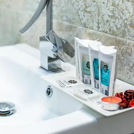 Apartamentos Hervas Suites