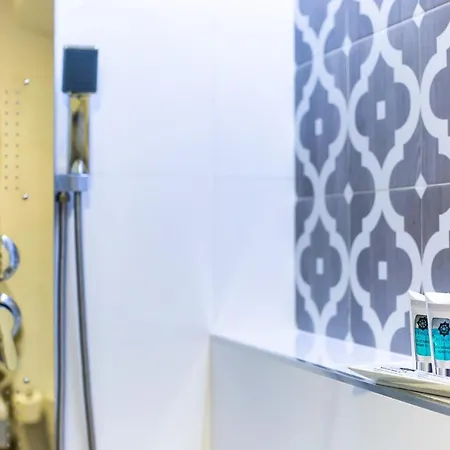 Apartamentos Hervas Suites 헤바스